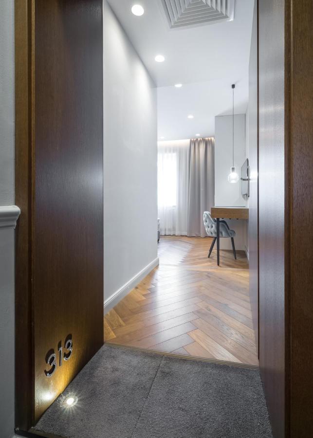 Budapest Eye- Boutique Suites, By Bqa Εξωτερικό φωτογραφία